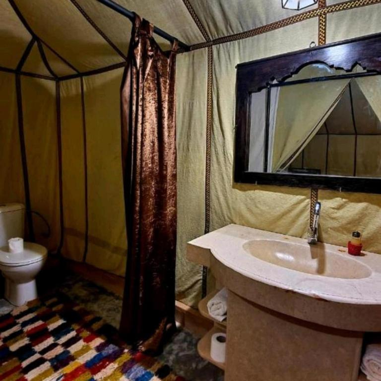 Ahlam Luxury Camp Hotel Мерцуга Екстериор снимка