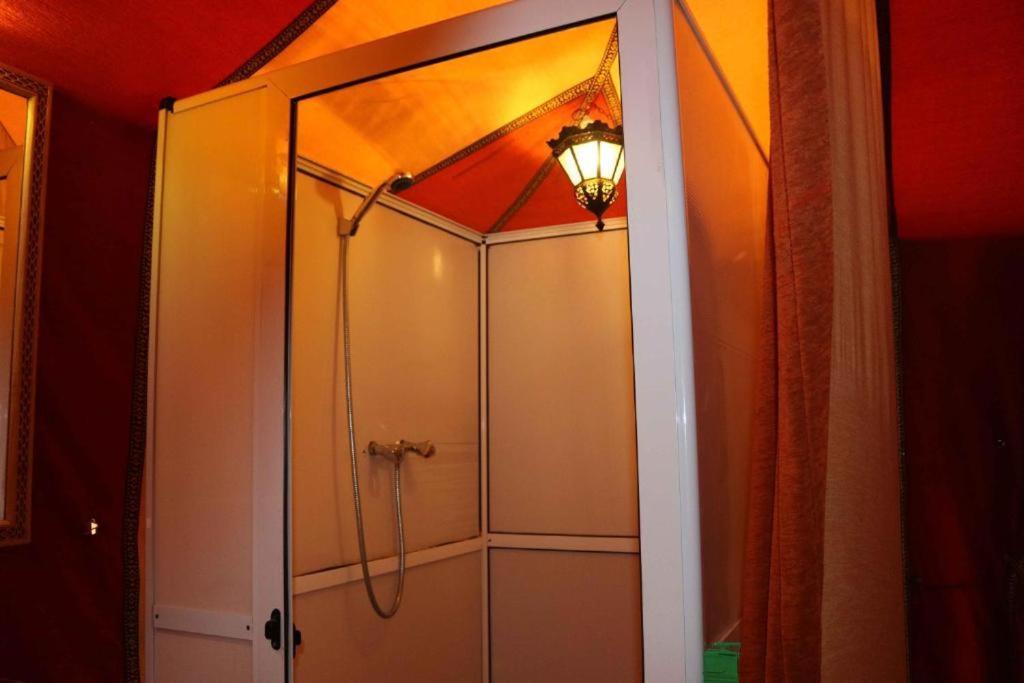 Ahlam Luxury Camp Hotel Мерцуга Екстериор снимка