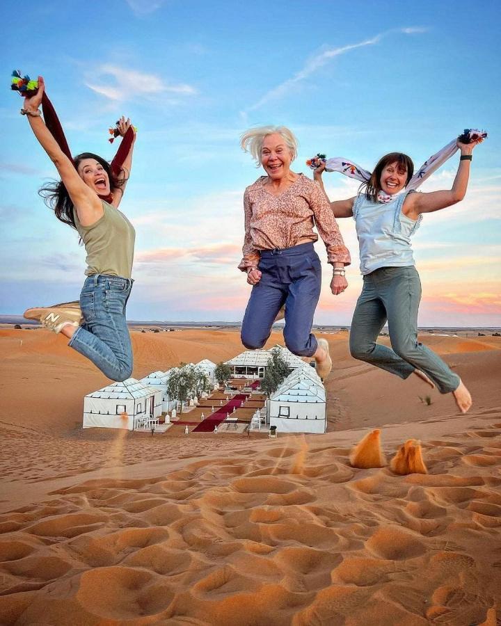 Ahlam Luxury Camp Hotel Мерцуга Екстериор снимка